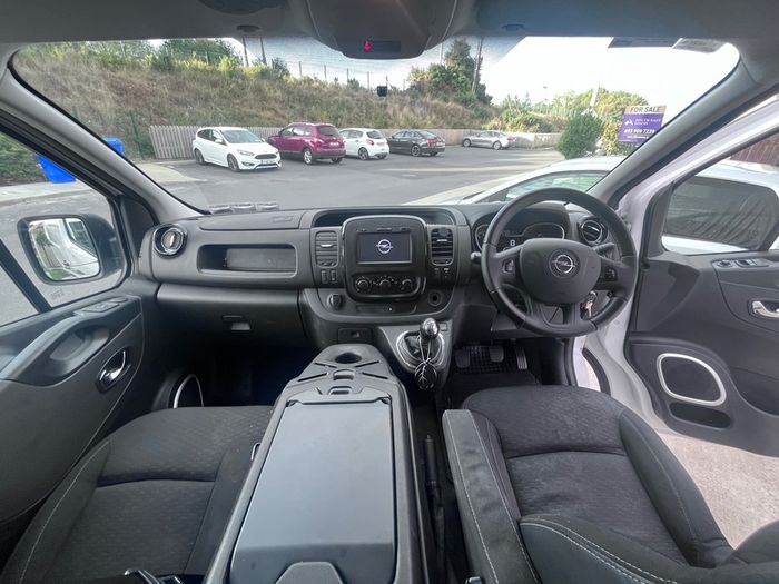 opel vivaro camper