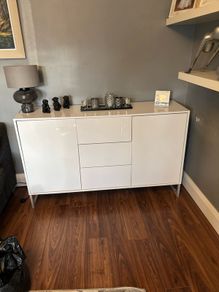 sideboard