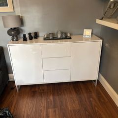sideboard