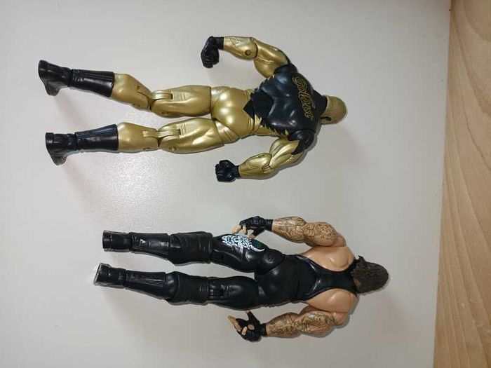 WWE Action Figures Bundle  Goldust & The Undertaker