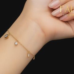 Diamond Bracelet: 18K Gold, Mixed Cut, D VVS2, 0.814 ctw