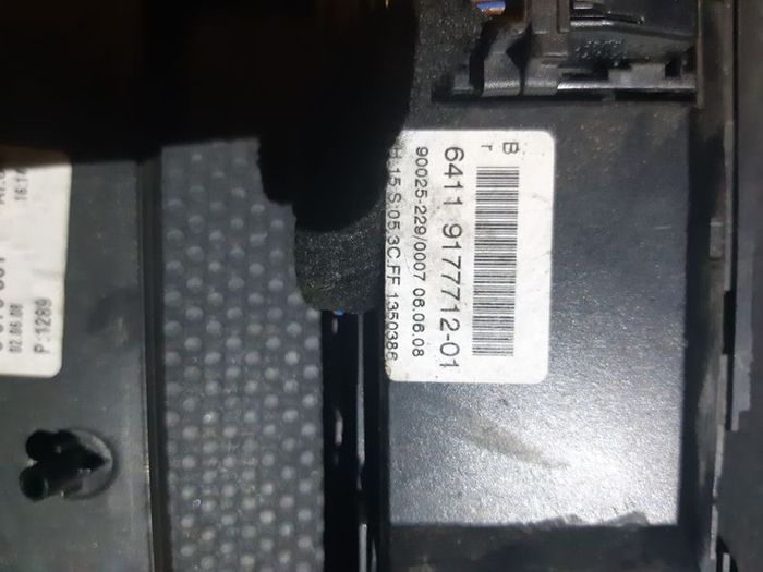 BMW 5 Series 03-10 (E60/61) Heater Control Switch Panel 9177712