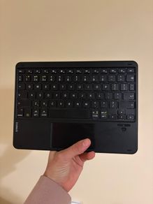 Keyboard bluetooth