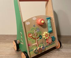 baby walker