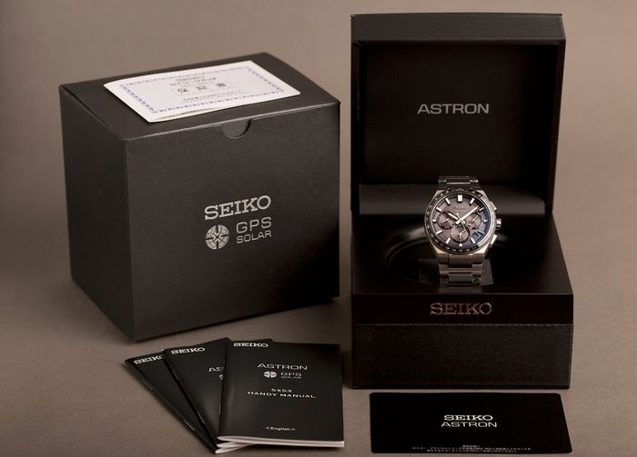 Seiko Astron SSH111 (Box & papers)