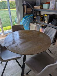 Round Kitchen Table