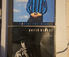 Garth Brooks Collection - Ropin' The Wind / No Fences.