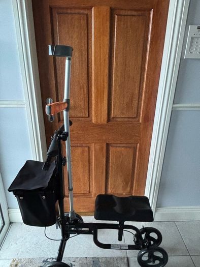 Mobility Knee scooter