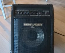 Behringer BHL450A Combo Amplifier