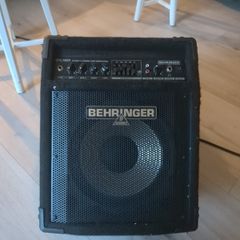 Behringer BHL450A Combo Amplifier