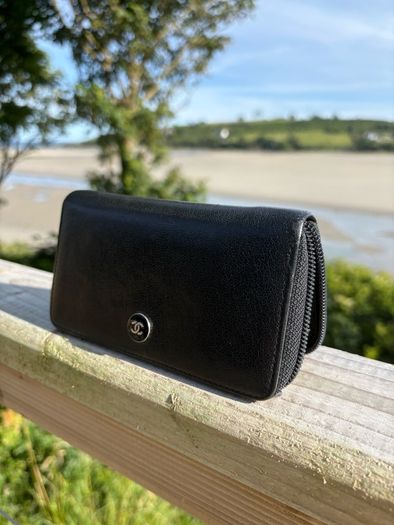 chanel black caviar small zip wallet Silver Hardware