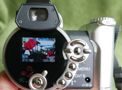 Konica Minolta Dimage Z2 4MP Digital Bridge Camera Working Tested