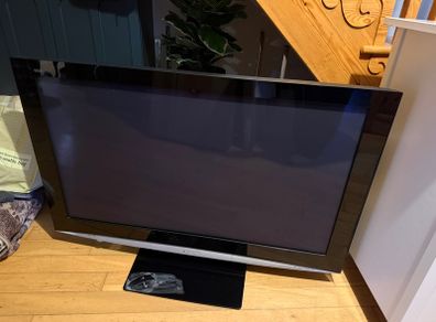 Panasonic Viera TH-46PZ800A 46-inch Plasma TV