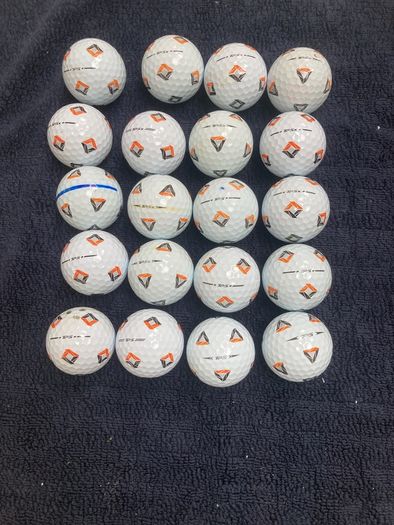 20 Taylormade Pix Balls