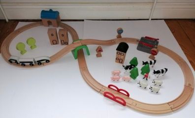 Wooden Train Set (50 Pieces)