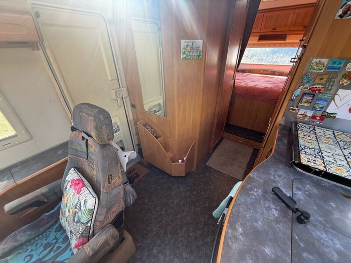 Mercedes Hymer S700 - BARGAIN !!CVRT Until  Nov 27