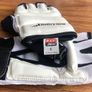 Half finger padded gloves Image 4