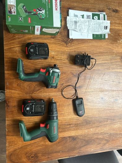 Bosch cordless drill and Impactdriver set comes with charger,box and RECEIPT