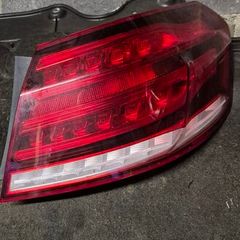 Mercedes e300 right rear lamp
