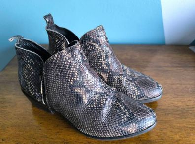 ankle boot premoli snake skin