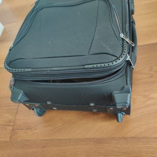 Samsonite Black 2-Wheel Cabin Suitcase Rose Gold Lining