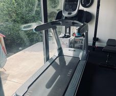 treadmill Precor commercial