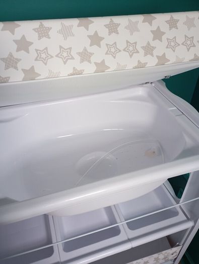 baby changing table and bath