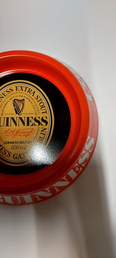 Very rare Guinness belfast metal ashtray,,from late 70s ,early 80s,,,,,few marks on rim, with age,overall excellent condition,,price includes post to anywhere in Ireland thank you,see pictures for condition,,take as is ,new old stock .