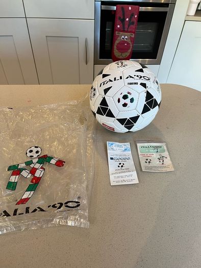 Coca Cola Italia 90 World Cup Football Extremely Rare