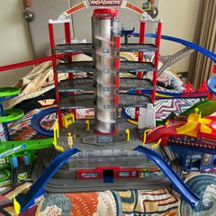 Car garage