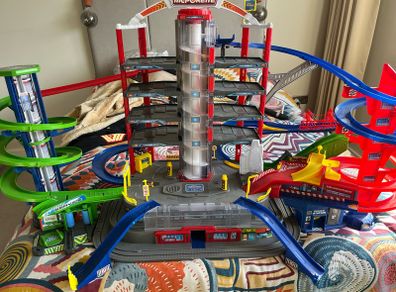 Car garage