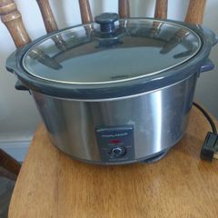 Slow cooker