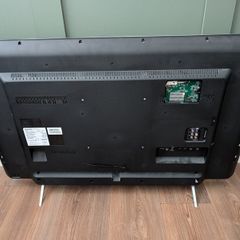 Philips 43" Ambilight TV for Spares or Repair