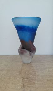 Vintage art glass vase