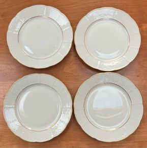 4 Side Plates, Vintage Dinnerware by Thun, Czechoslovakia