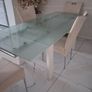 Table and chairs Image 3