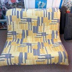 Compact double futon bed