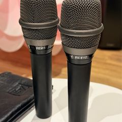 Electro-Voice EV RE410 Professional Handheld Condenser Microphones - Pair with Leather Case