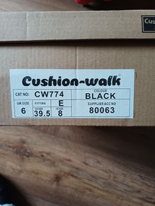 Cushion walk fur top boots