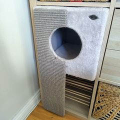 Cat Box/Bed & Scratching Board