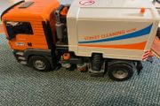 Bruder Road sweeper