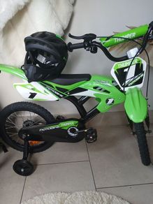 Kids bike and helmet (brand new)
