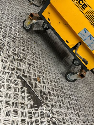 tyre machine