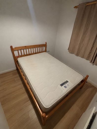 Beds & Mattresses