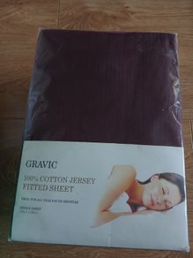 Single fitted bed sheet 100% cotton