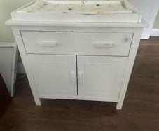 changing table x2