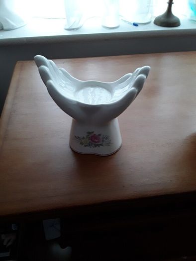 ceramic flower pot