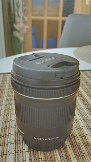 Canon EF-S 10-18mm