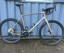 Gravel Bike