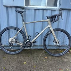 Gravel Bike